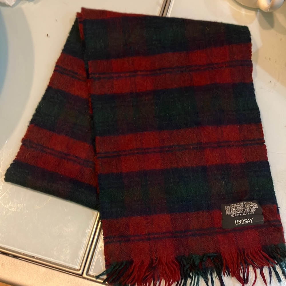 vintage ? Lindsay cashmere wool men’s winter scarf Scotland